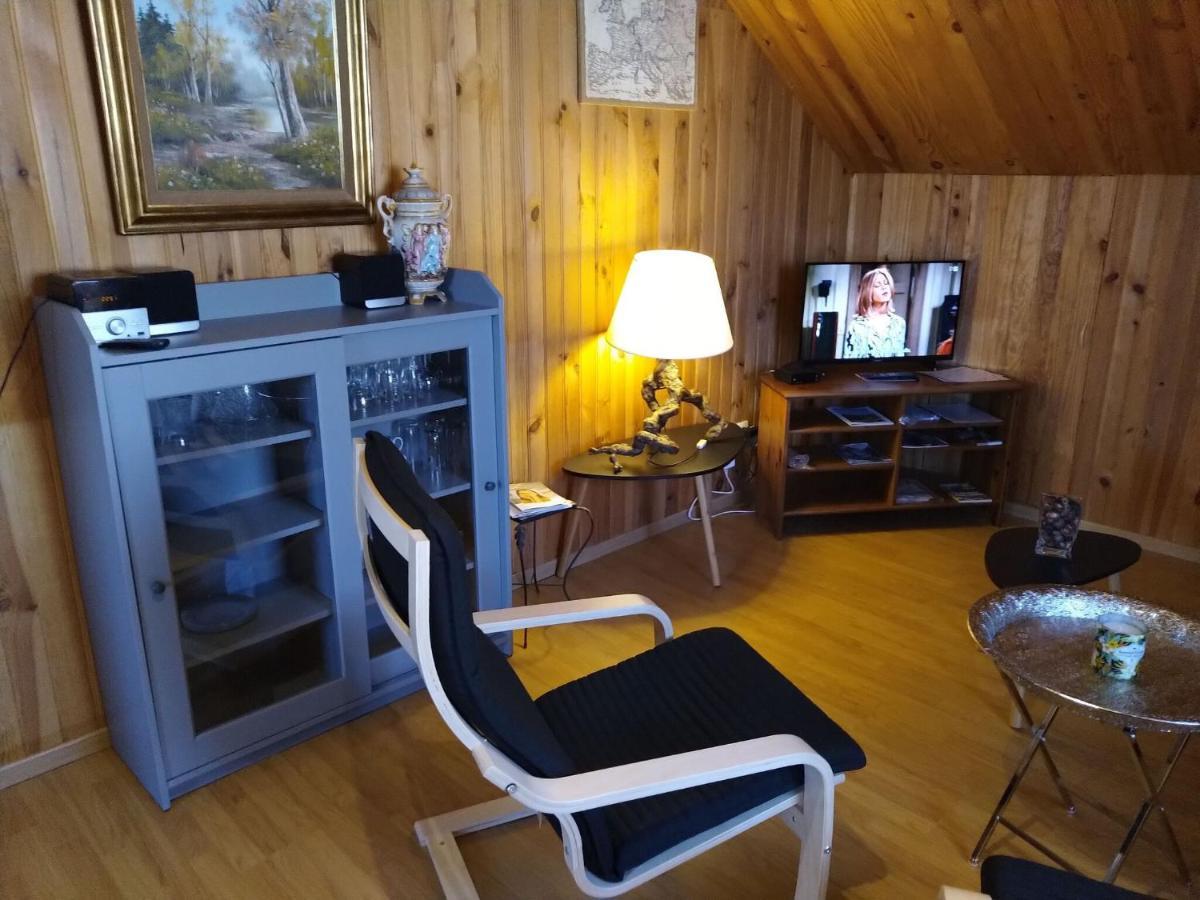 Cozy Apartment In Paliseul With Garden Carlsbourg المظهر الخارجي الصورة