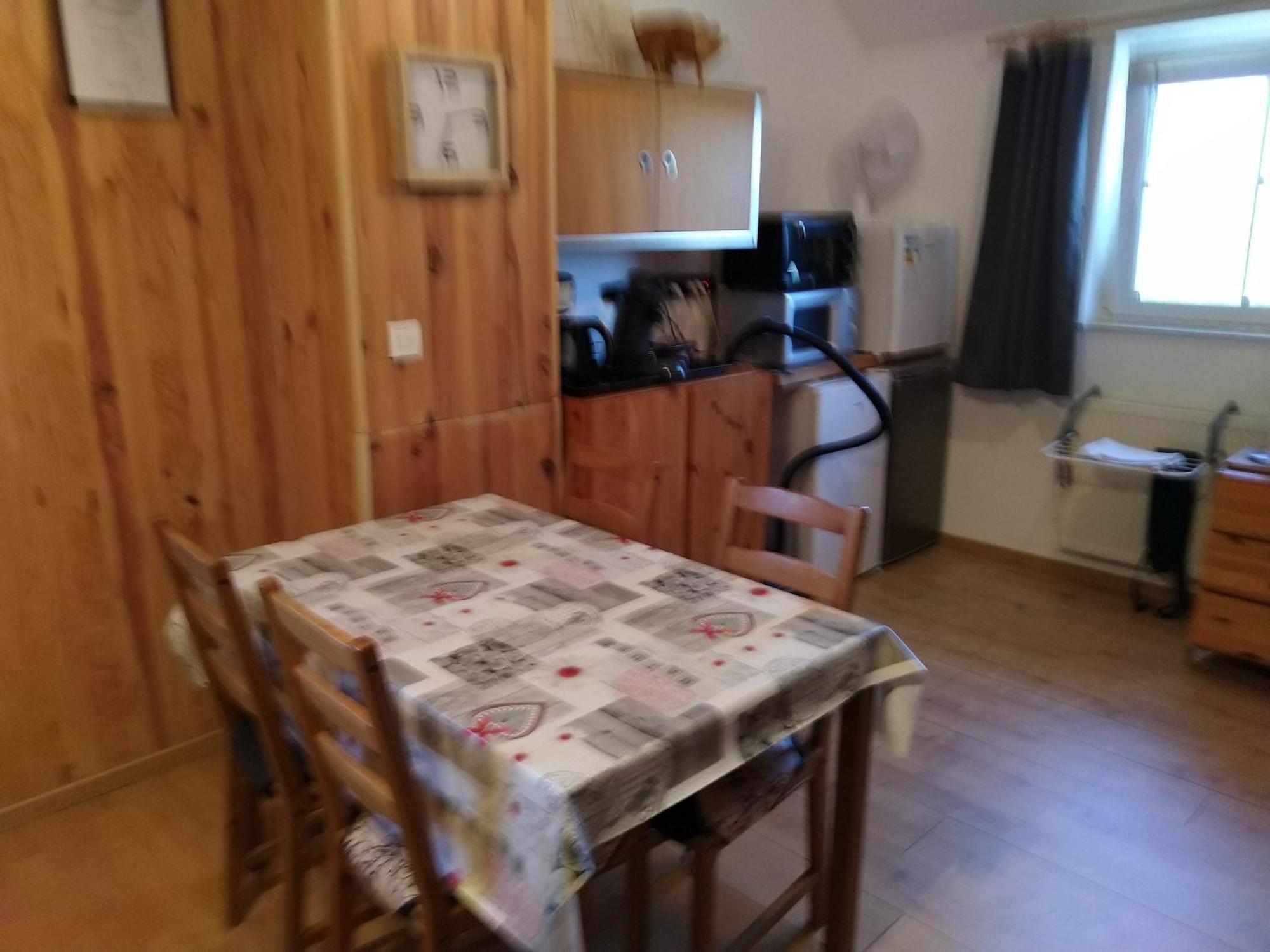 Cozy Apartment In Paliseul With Garden Carlsbourg المظهر الخارجي الصورة
