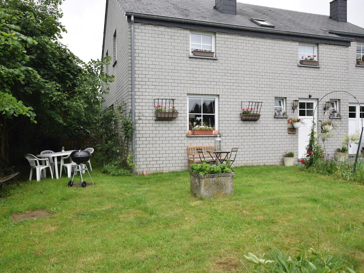 Cozy Apartment In Paliseul With Garden Carlsbourg المظهر الخارجي الصورة